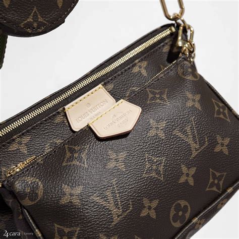 louis vuitton pochette used.